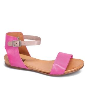 Mix Mooz sandals (brand new w box!)